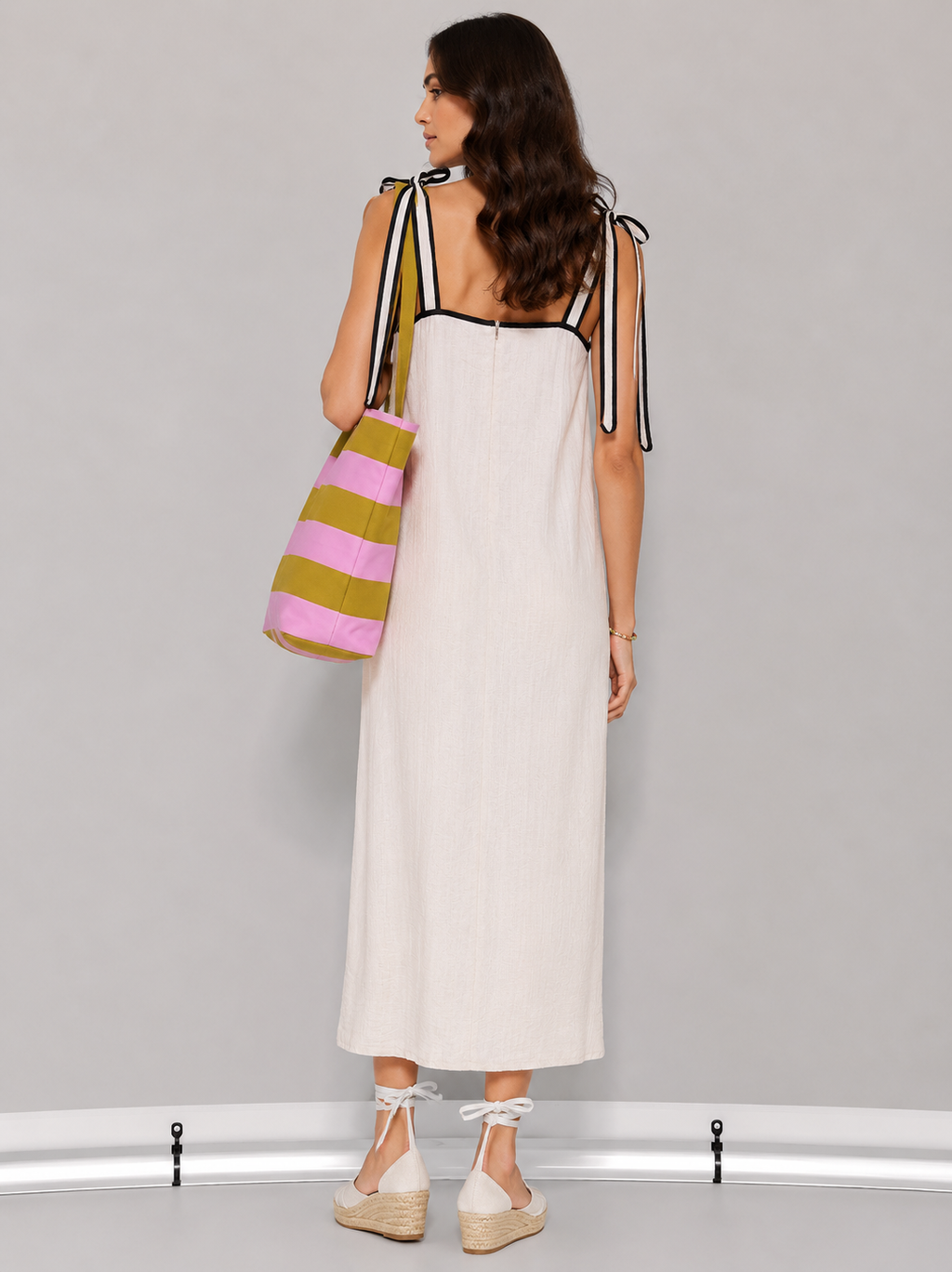 VESTIDO LAZO