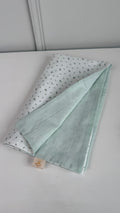 MANTA CON MUSELINA FLORAL Y VERDE MENTA